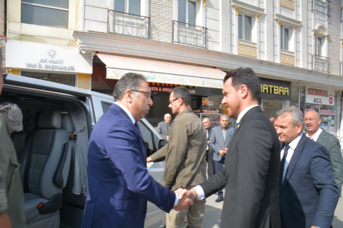 Tarım ve Orman Bakan Yardımcısı Prof.Dr.Ahmet GÜMEN'den AK Parti Van İl Başkanlığına Ziyaret